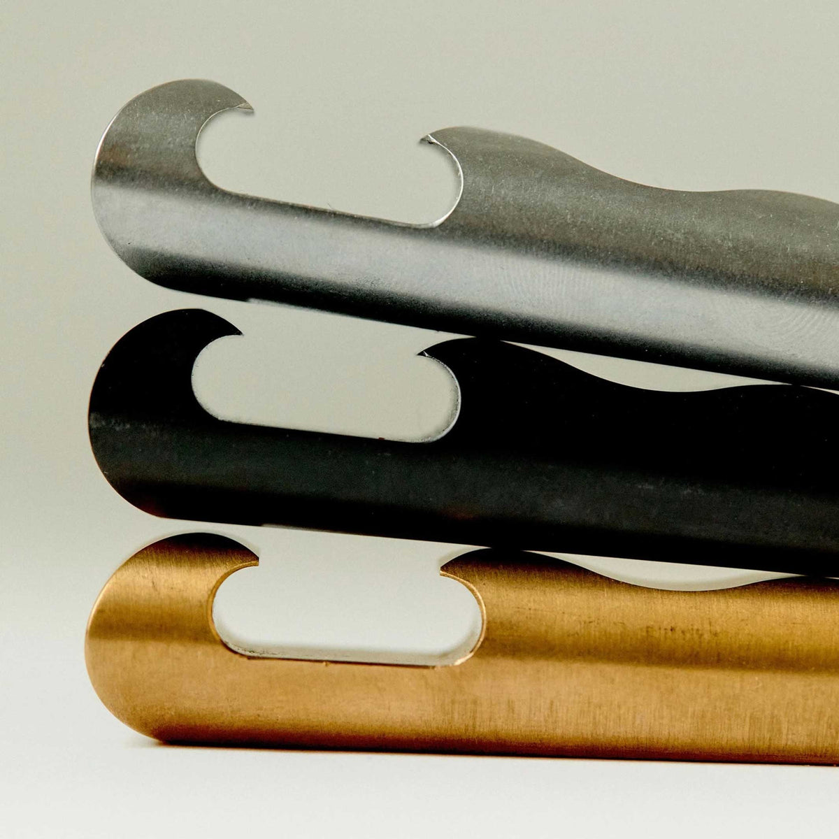 Bottle Opener Ripple – Brass · 17.8 cm | Craighill