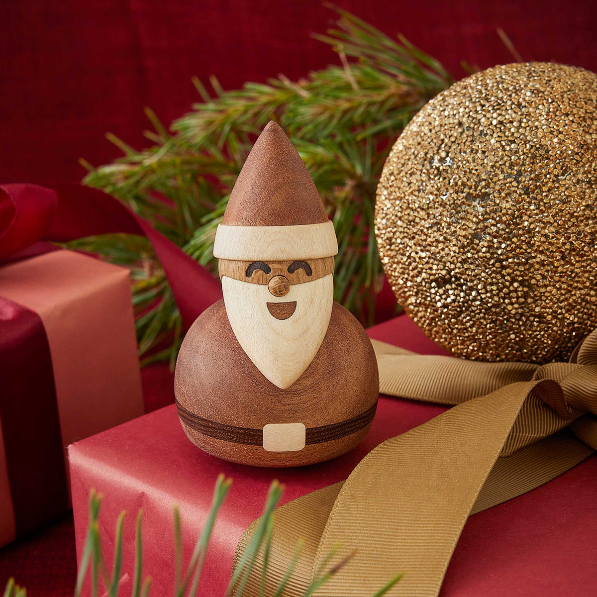 Holz-Weihnachtsmann Santa – Eiche · 11 cm | Spring Copenhagen