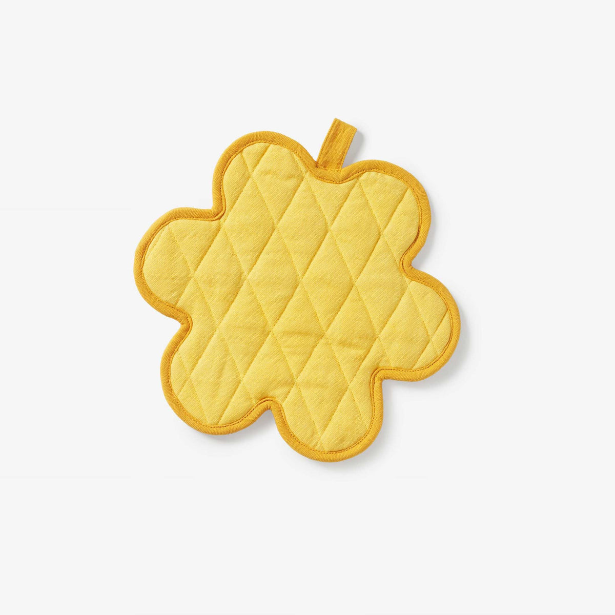 SERVING FRIENDS POT HOLDER - gelber Topflappen 25x25 cm - Selena Liu | Areaware