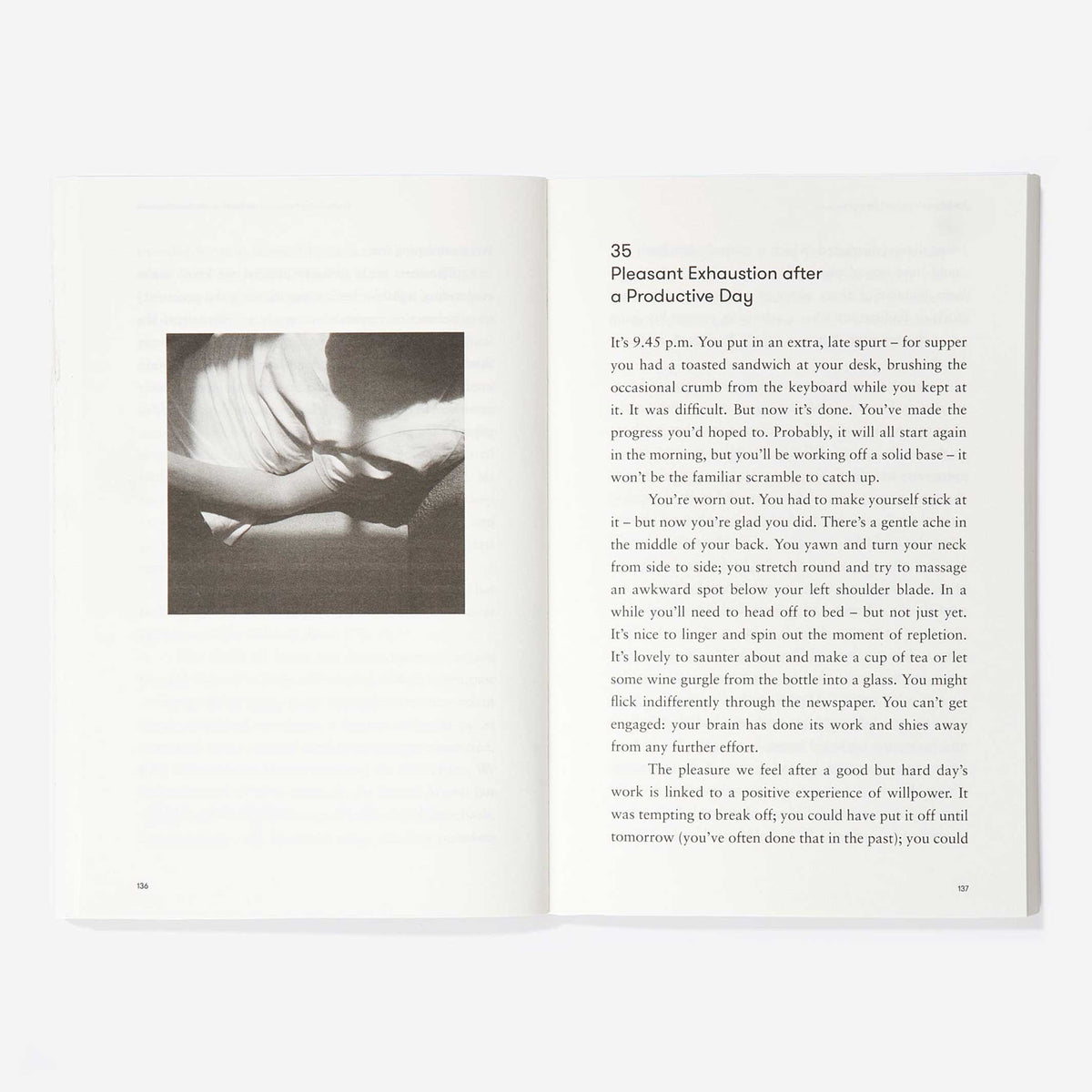 Paperback "Small Pleasures" | The School of Life