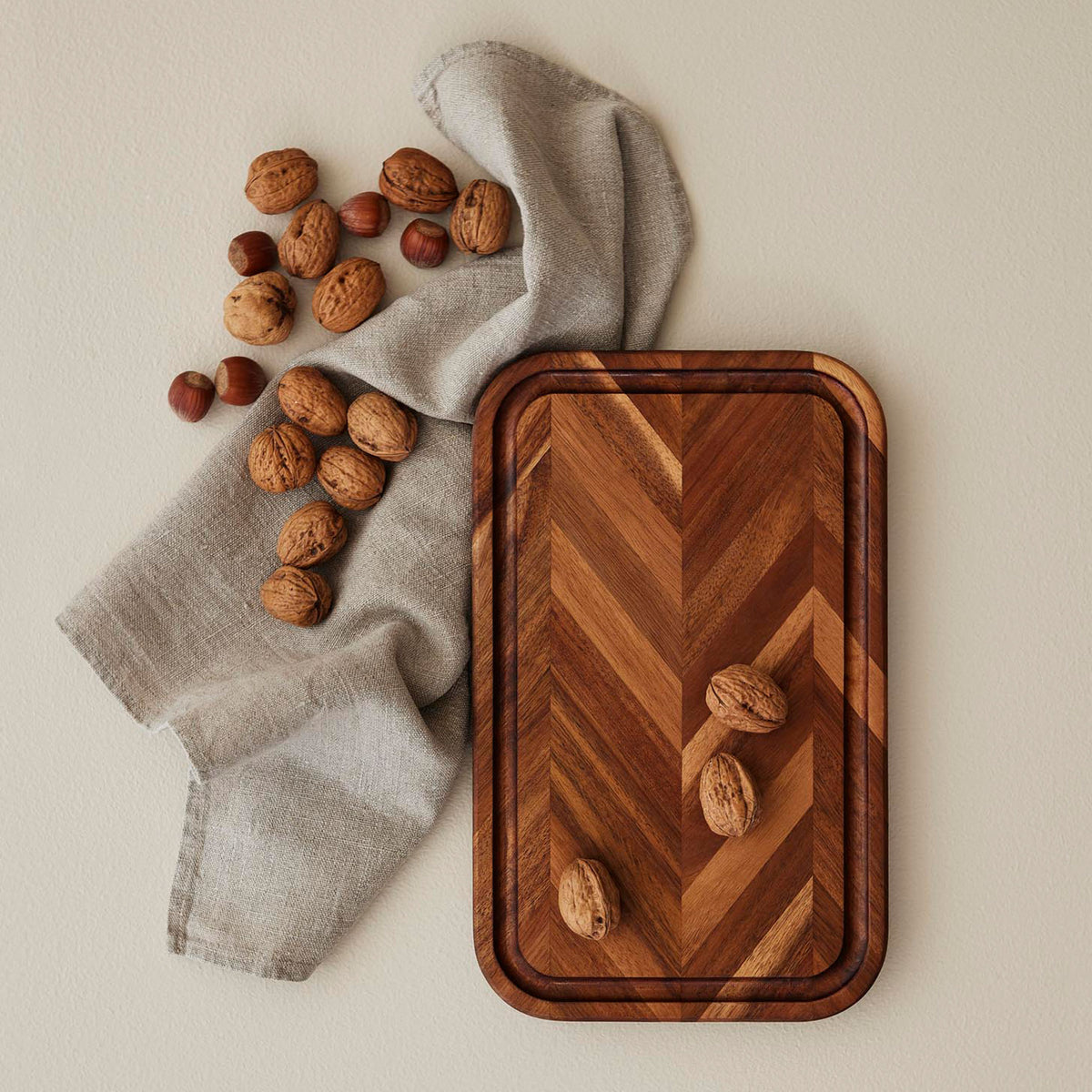 TREMPLIN S | Petite planche de service et de découpe en bois | Printemps Copenhague