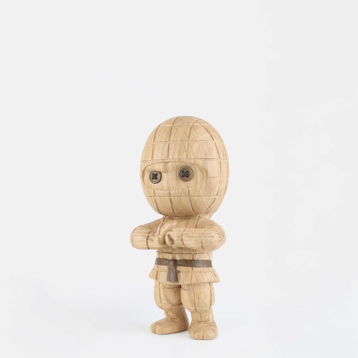 Holzfigur "Ternet Ninja" Klein – Eiche · 15 cm | boyhood