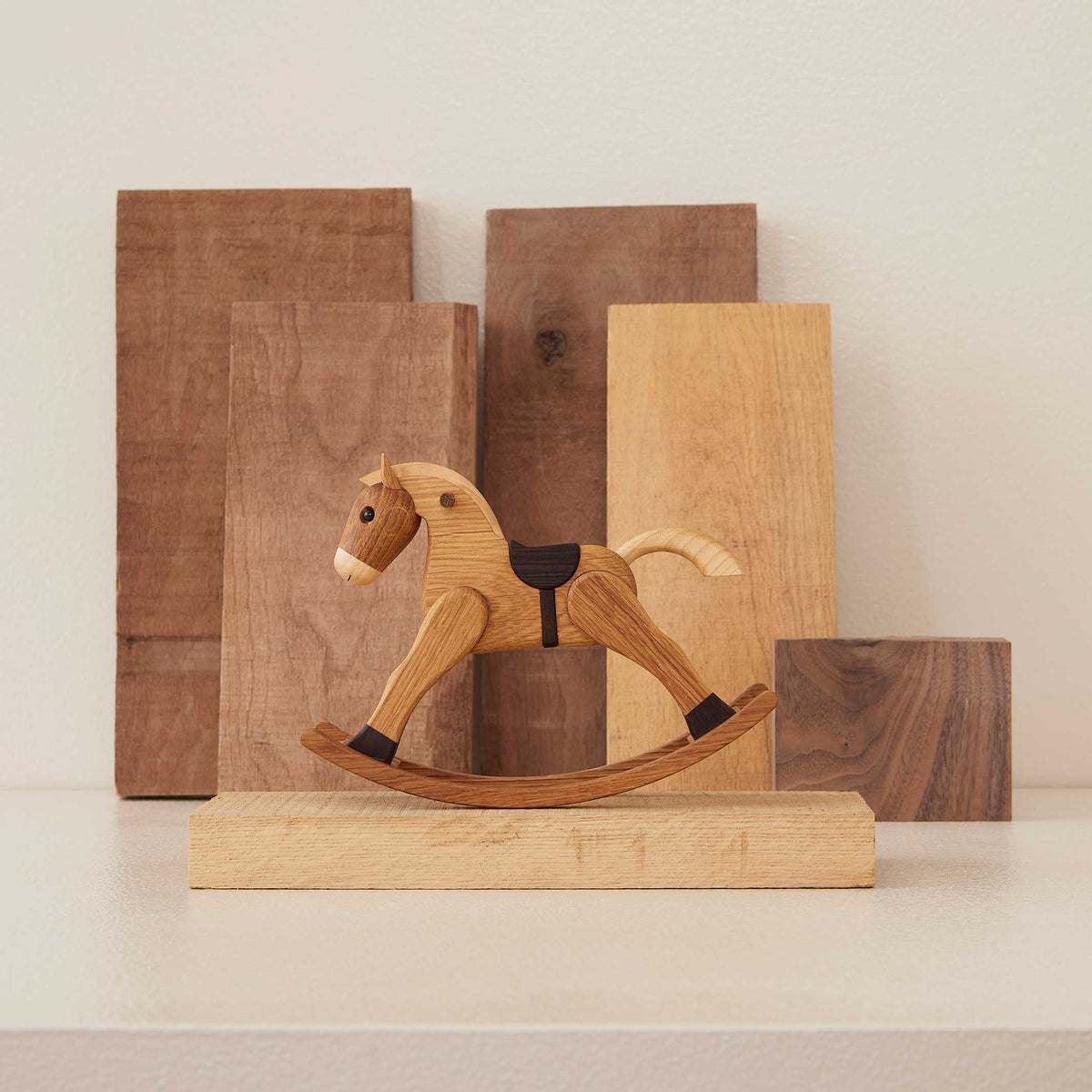 Holz-Schaukelpferd Klein – Eiche · 15 cm | Spring Copenhagen