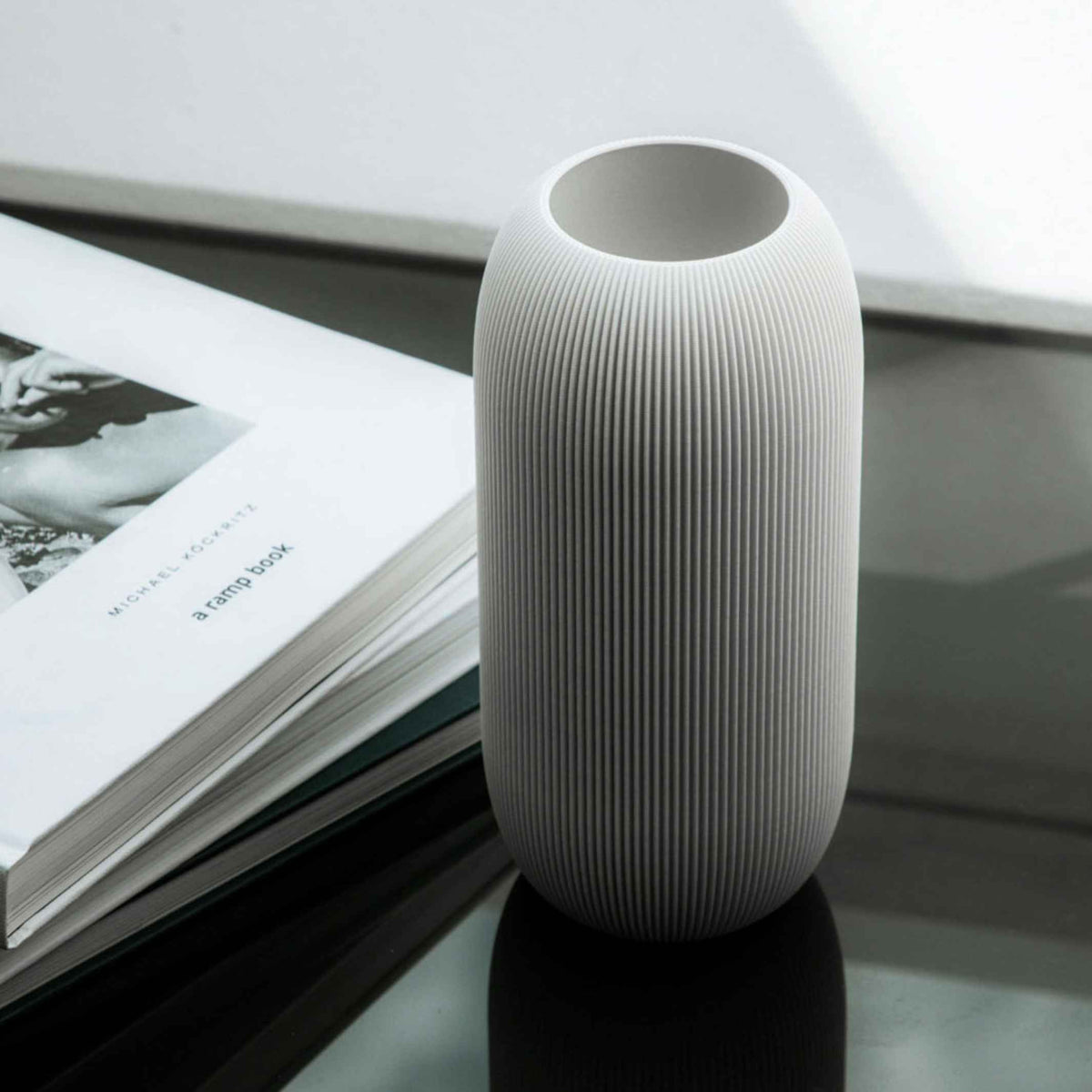 Vase - PILULE | Dennismaass.