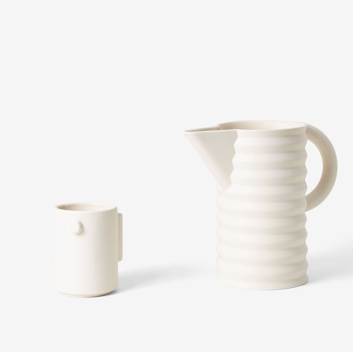 PLEATED PITCHER | WATER CARAFE KARAFFE | High Gloss | Areaware