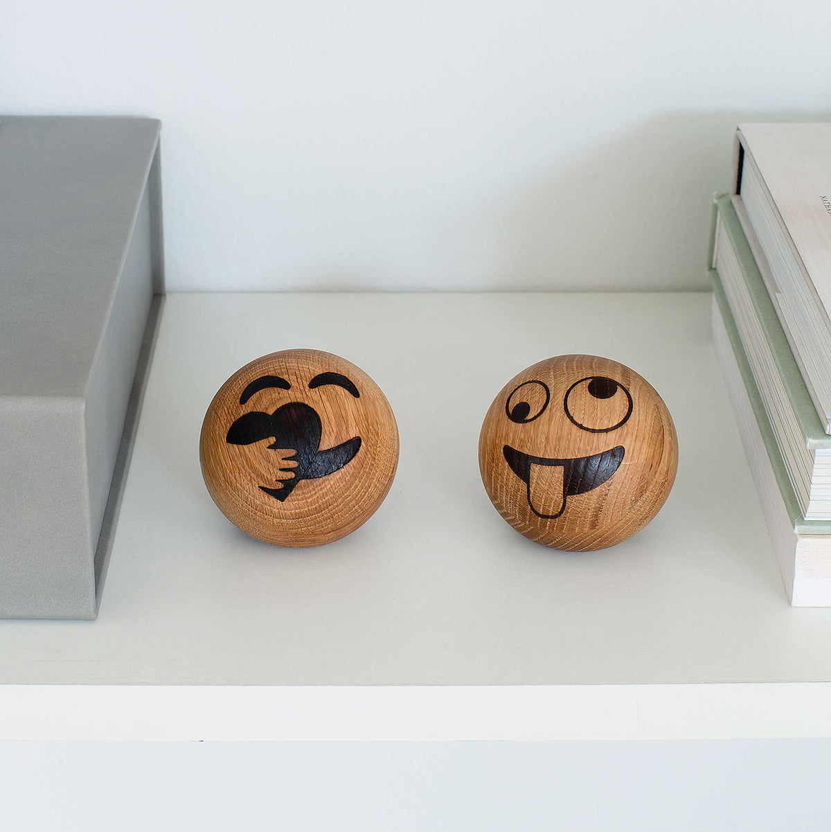 SPRING EMOTIONS | Kümmerer | Holz EMOTICONS | mencke&vagnby | Spring Copenhagen - Charles & Marie