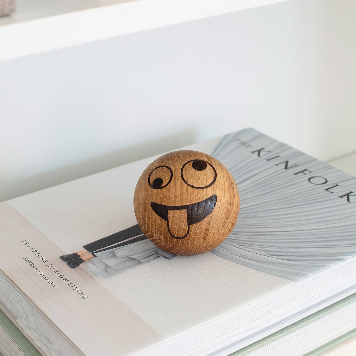 SPRING EMOTIONS | albernes Gesicht | Holz EMOTICONS | mencke&vagnby | Spring Copenhagen - Charles & Marie