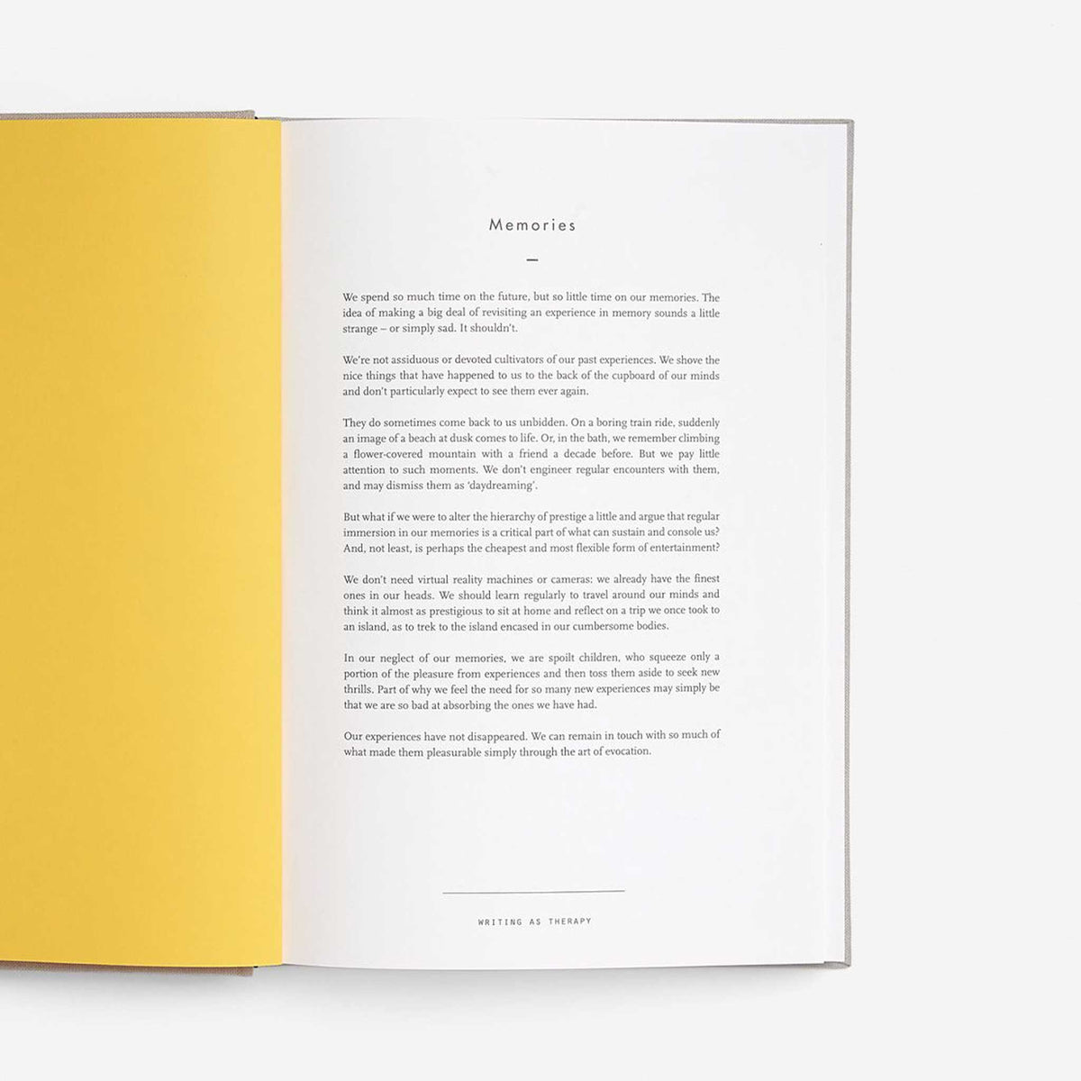 SCHREIBEN ALS THERAPIE | NOTIZBÜCHER | The School of Life